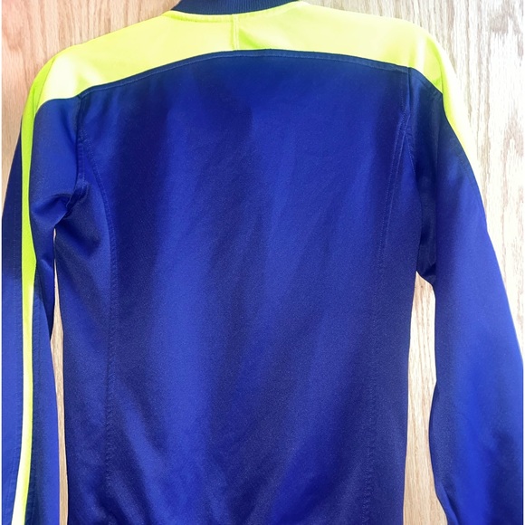 Nike dri-fit activewear jacket - Picture 5 of 7